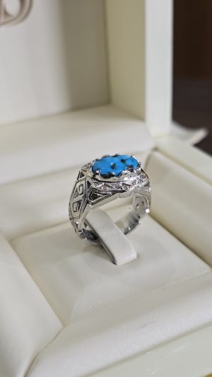 BAGUE TURQUOISE ENTOURÉ DE PIERRE DIAMANT