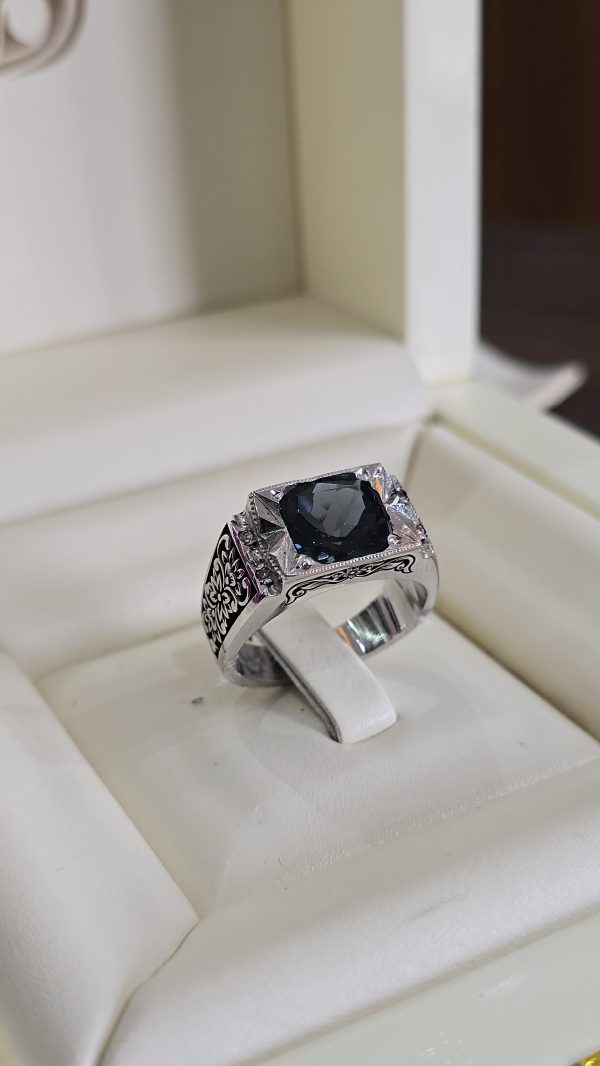 BAGUE TOPAZE BLEUE AVEC DIAMANTS