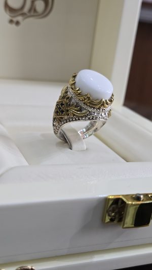 BAGUE AGATE BLANCHE