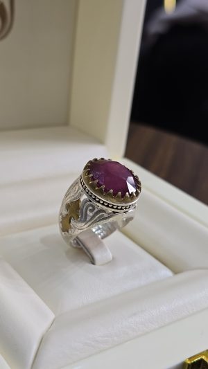 BAGUE RUBIS